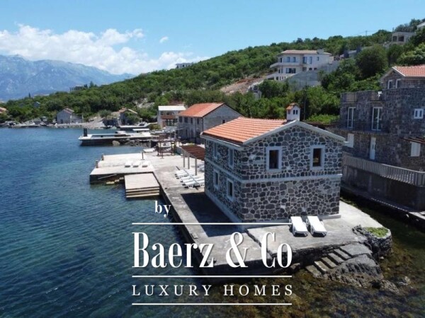 photo 1 Waterfront Beautiful Stone House