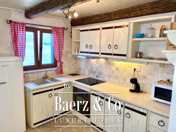 photo 9 Waterfront Beautiful Stone House