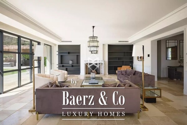 photo 10 Magnificent country house in sought after area