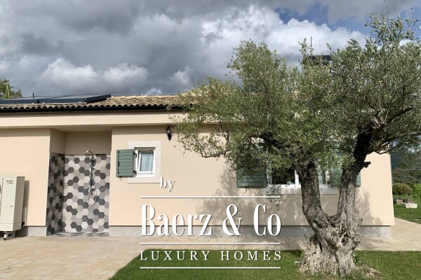 photo 12 Grožnjan, luxury villa with a beautiful view