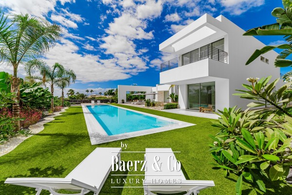 photo 2 Exquisite Newly Built Villa Tenerife south