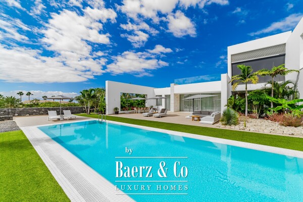 photo 50 Exquisite Newly Built Villa Tenerife south