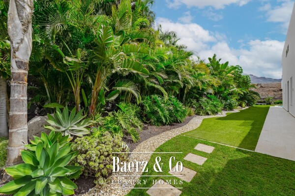 photo 56 Exquisite Newly Built Villa Tenerife south