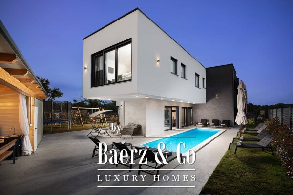 photo 1 Istria, Medulin - luxury villa with wellness and swimming pool, 300 m²