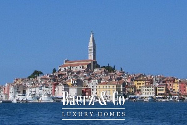 photo 11 Rovinj, impressive stone house on land plot 138.800 m²