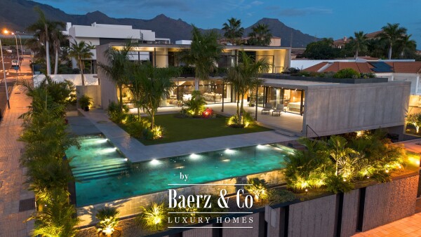 photo 46 Brutalist-style villa in Costa Adeje