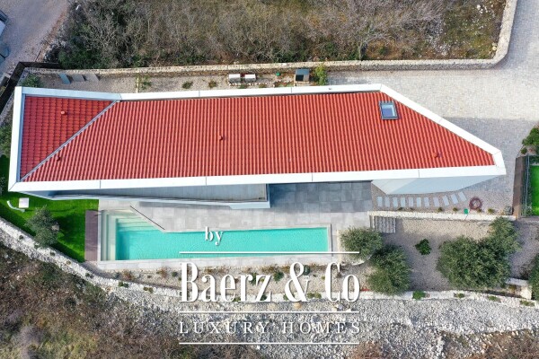 photo 8 Krk, Vrbnik, unique villa of 240 m2 on a plot of land of 800 m2