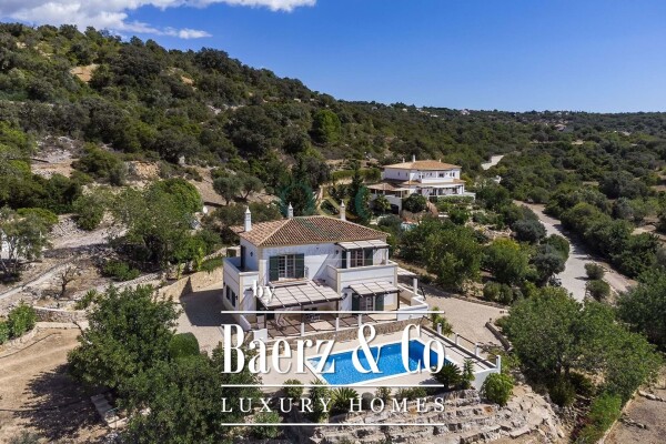 photo 1 Beautiful luxury home in Santa Bárbara de Nexe, Countryside