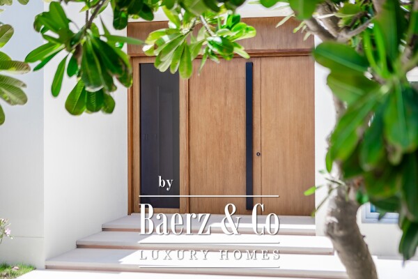 photo 33 Beautiful upgrades | Fully Furnished | Lake view