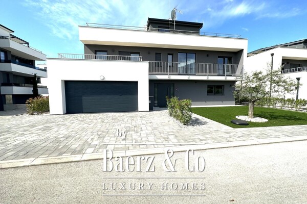 photo 4 Istria, Pomer: Exclusive Modern Villa 400 m² with Pool and Sea View, 400m from Coast