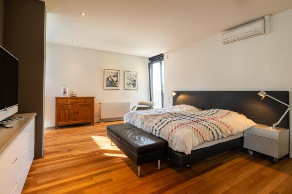 photo 29 Parmentierstraat 25