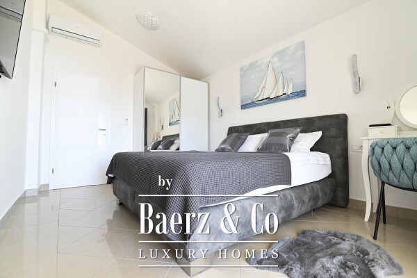 photo 17 Karlobag, Cesarca, beautiful Villa with a pool by the sea 240 m²