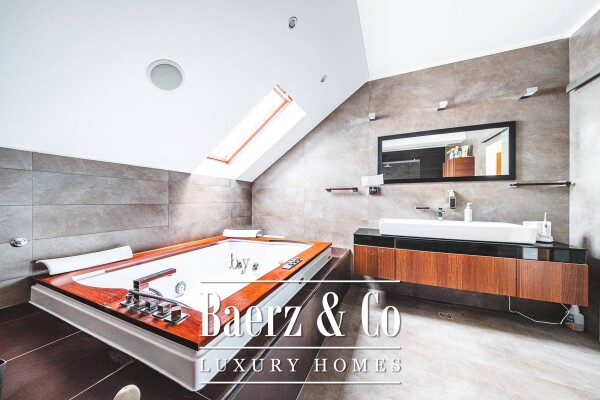 photo 15 Zagreb, Šestine, luxury villa with a spacious garden and swimming pool