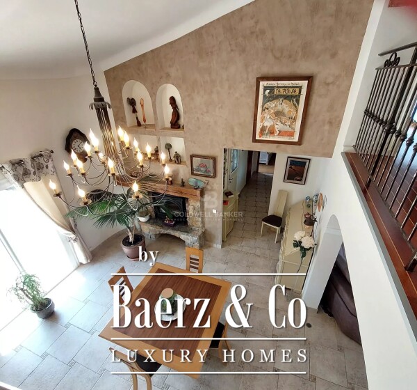 photo 7 Magnificent Stone villa