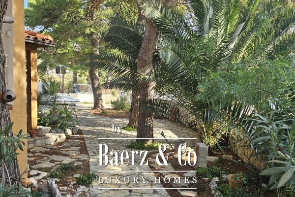 photo 9 Grebaštica, beautiful house in the first row to the sea