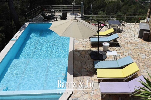 photo 50 Villa for sale 166 m²