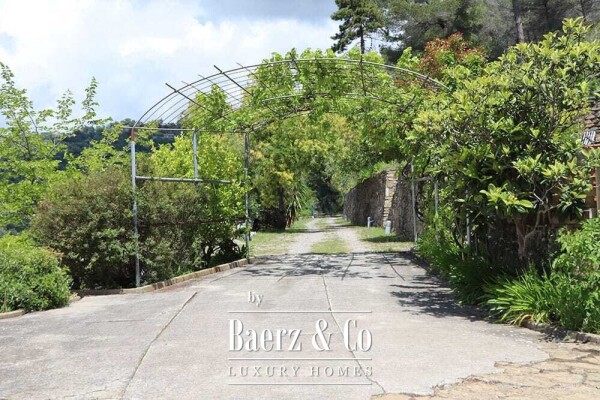 photo 119 Villa for sale 166 m²