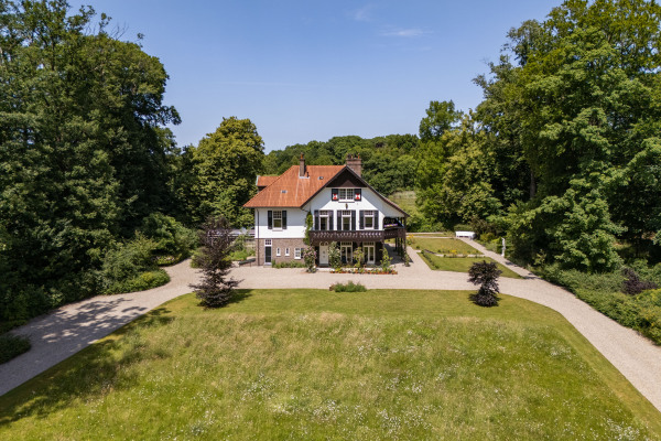 photo 1 Nieuwe Grensweg 2