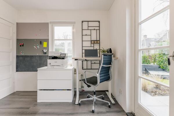 photo 23 Nieuw-Loosdrechtsedijk 60