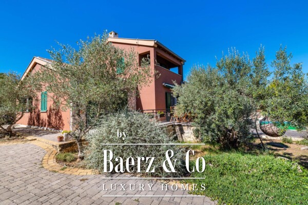 photo 11 Zadar, Veli Iž, magnificent villa by the sea with private exit to the beach