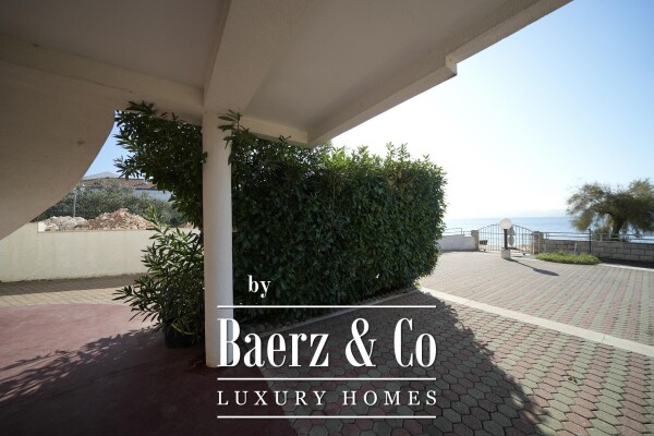 photo 2 Zadar, Diklo villa first row to the sea divided into three floors 377 m²