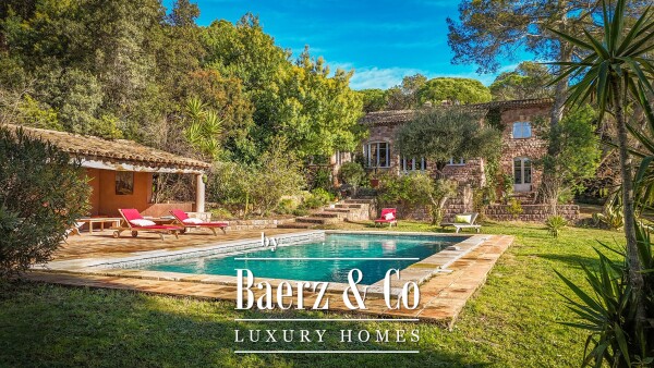 photo 2 Exceptional Villa between Cannes & St Tropez – Close to the beach – Set on a 10,000 m² Park