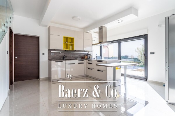 photo 4 Rogoznica, beautiful villa with a pool