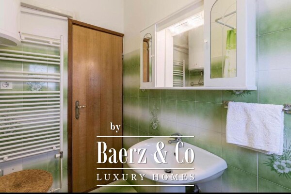 photo 21 Rovinj, Rovinjsko Selo, elegant, luxurious house 380 m2 with 4 residential units and a beauutifu...