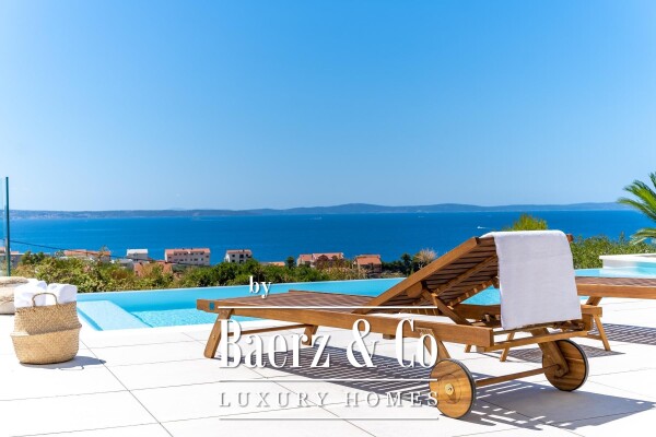 photo 22 Podstrana, moderna vila s bazenom i otvorenim pogledom na more