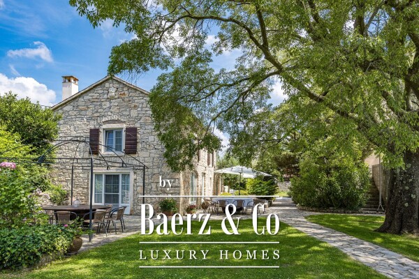 photo 2 Istria, Svetvinčenat, charming stone house 900 m² on plot 3530 m²