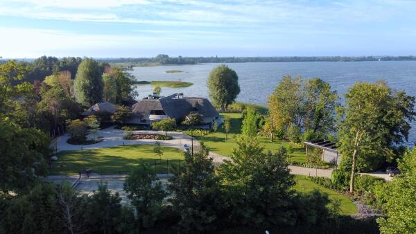 photo 1 Nieuw-Loosdrechtsedijk 227