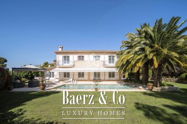 photo 1 Le Cannet Résidentiel - Bright family villa with flat plot and unoverlooked pool