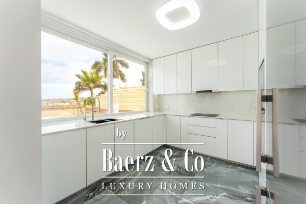 photo 4 Elegant bungalow in prestigious area.