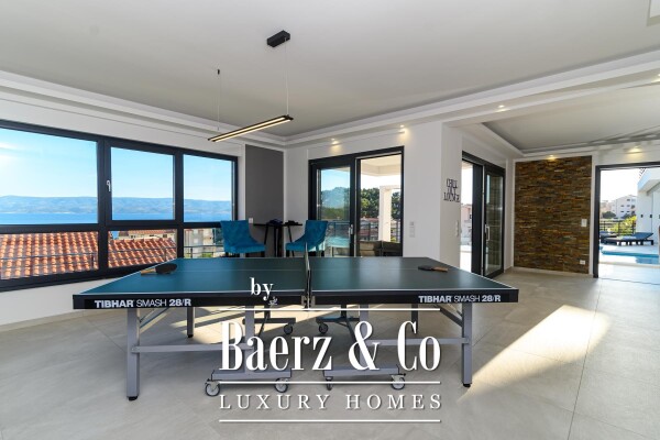 photo 20 Omiš, elegant villa with three apartments and open sea view