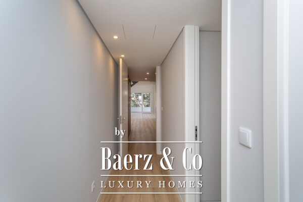 photo 6 Luxury apartment with 3 suites in the center of Carcavelos