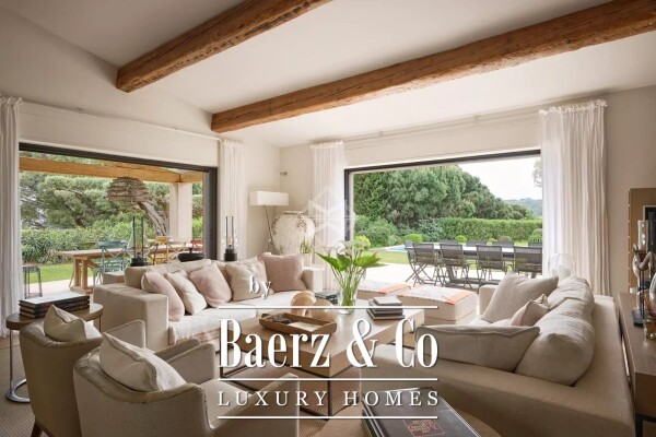 photo 5 Ramatuelle – Exceptional Property with Sea View and Landscaped Grounds