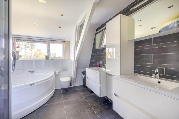 photo 40 Provincialeweg Oost 64