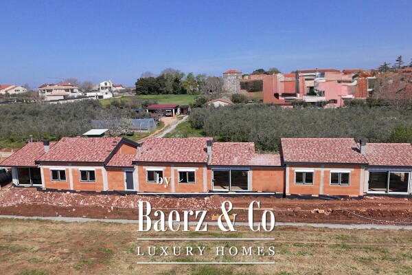 photo 27 Istria, Kaštelir, three modern single-storey houses in a row - investment opportunity!