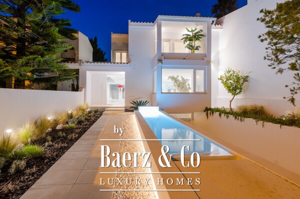 photo 1 Fully Renovated 4-Bedroom Villa by the Beach | Bafureira | Quiet Residential Area