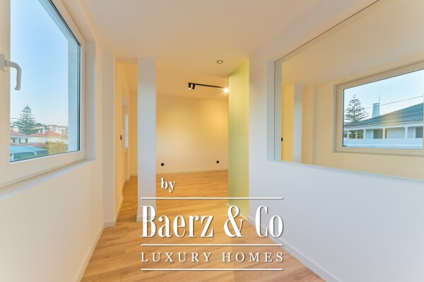 photo 27 Fully Renovated 4-Bedroom Villa by the Beach | Bafureira | Quiet Residential Area