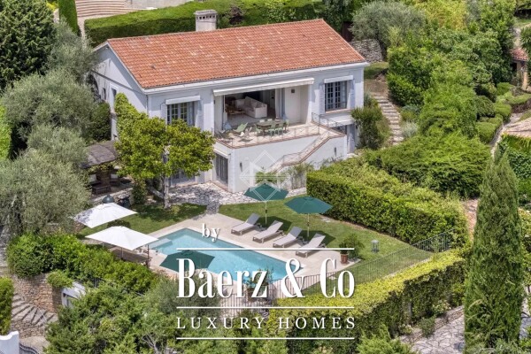 photo 2 Charming villa with sea view and walking distance to the village