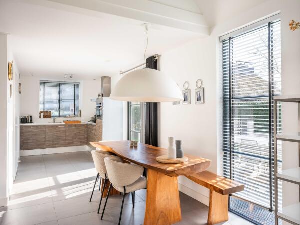 photo 6 Burgemeester Peecklaan 8 001