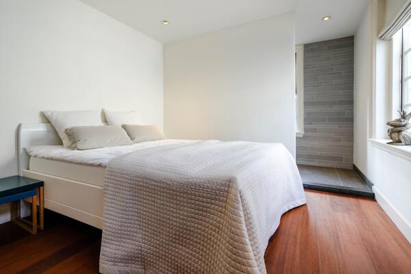 photo 84 Rapenburg 45