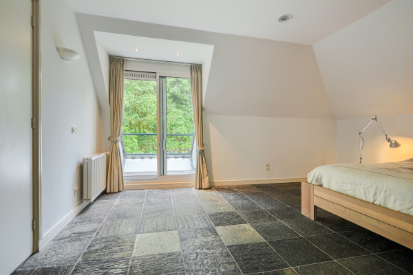 photo 28 Oude Bredasebaan 17