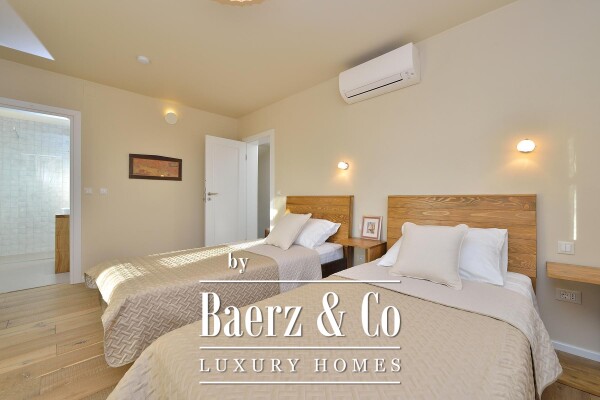 photo 18 Šibenik, Martinska, beautiful stone villa with a swimming pool, garden and playground