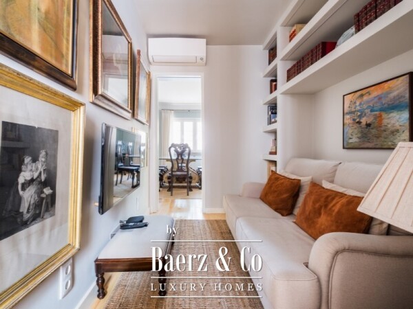 photo 19 Lapa | Exclusive 2 Bedroom Apartment with 2 Suites and 3 Living Rooms