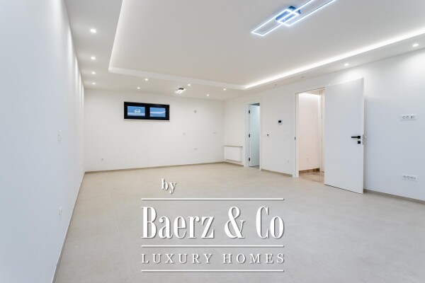 photo 19 Promajna, luxurious semi-detached house with a sea view, close to the center and the beach