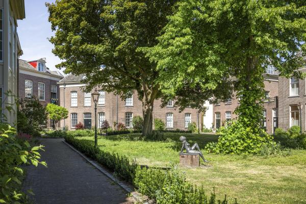 photo 59 Zaadmarkt 93