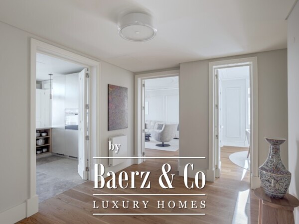 photo 7 5 bedroom luxury apartment with, balcony, six parking spaces and concierge service in the heart of Saldanha, Lisbon