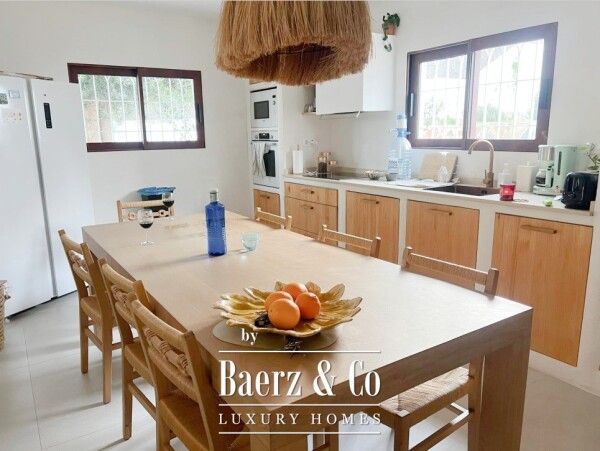 photo 7 Elegant Ibiza-Style Villa with Pool & Palm Trees / Price 930 000